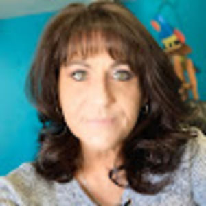 Meet your Posher, Deneilya